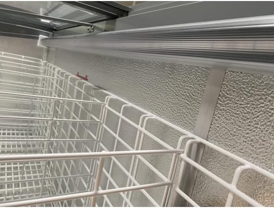 Congélateur vitré 187cm de 643 Litres – Image 4